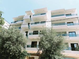 Blossom House Marousi & Parking