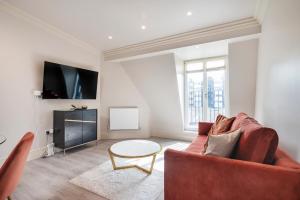 Marble Arch Suites