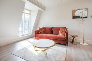 Marble Arch Suites