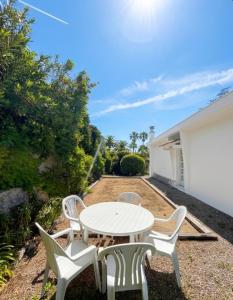 Villa Oasis sea view with 4 bedrooms swimming pool garden