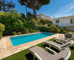 Villa Oasis sea view with 4 bedrooms swimming pool garden