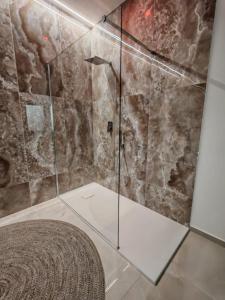 Crystal Home