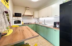 Gorgeous Home In Kastelir