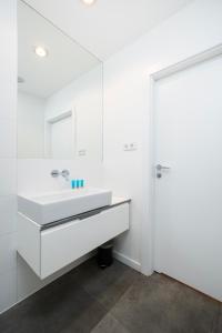 Kutrzeby Harmony Apartment by BookingHost