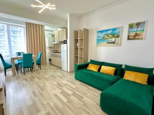 Dolce Aqua Summerland Apartments