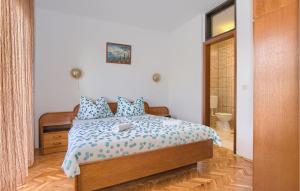 1 Bedroom Awesome Apartment In Pula