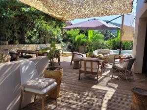 Maison dArtiste design avec piscine 10 pers