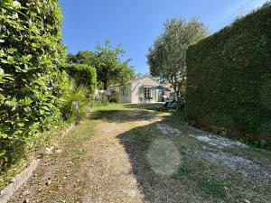 Maison 3 pièces avec jardin à Saint-Georges-d’Oléron - 6 couchages, Wifi - FR-1-246A-80