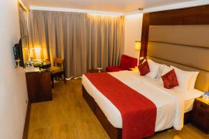 Pegasus Reef - A Beach Resort in Colombo