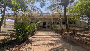 Jamjir Retreat Farm House