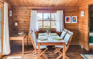 Two-Bedroom Holiday Home In Knebel