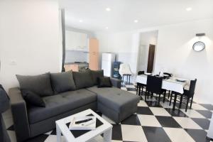 Stylish renovated vacation flat with terrace
