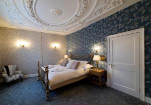 4 Bed in Oxford oc-f41048