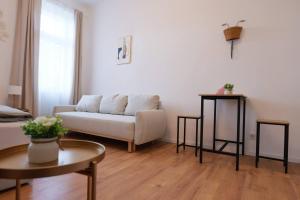 2AC Urban Harmony Cozy Stay Near Metro