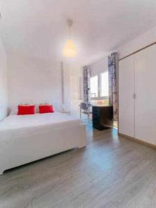 300 Meters to Pedregalejo Beach | Work-Friendly