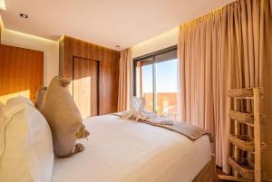 Modern Luxury 2 Bedroom Apartment Heart of Gueliz near Train Station
