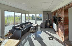 Amazing Apartment In Butjadingen With Wifi