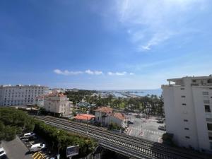 Horizon Bleu appartement vue mer & port Canto by Welcome to Cannes