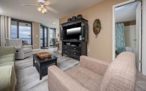Phoenix VI 61007 condo