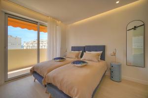 La Mer - Chic Riviera Apartment - Walk to Croisette