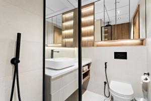 Cosy studio apartment with pool gym game room