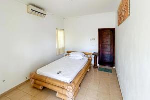 Cozzy HEPI Bungalo Lovina Singaraja Bali