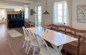 Cozy Home In Kirke Hyllinge With Wifi
