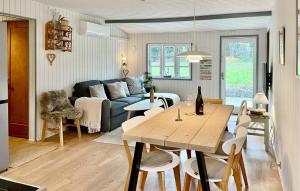 3 Bedroom Cozy Home In Nykøbing Sj
