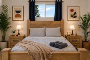 Sophisticated Getaway Hollywood & DTLA