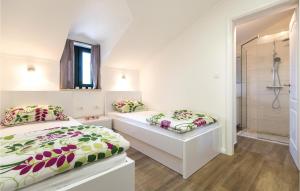 Amazing Home In Krivodol