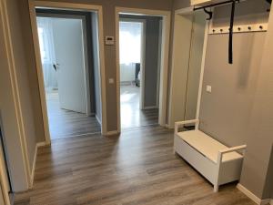 Top 4 bedroom large Apartment near Messe Karlsruhe