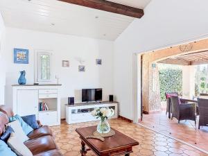 Holiday Home Le Mas dOlive by Interhome