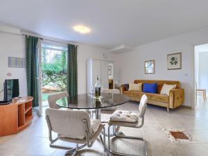 Apartment File-6 by Interhome