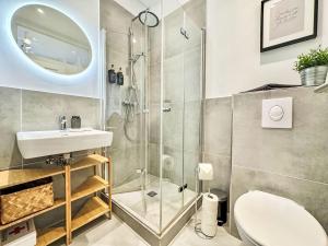 Apartment 250m Rhein - ruhiges Apartement nähe Hbf -K-111- by Interhome