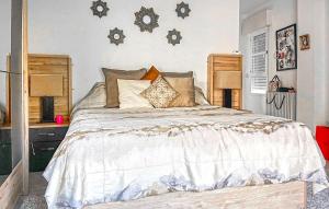 Cozy Home In Cenes De La Vega