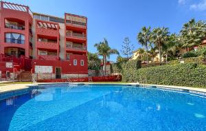 Nice Apartment In Benalmádena With Swimming Pool