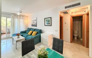 Nice Apartment In Benalmádena With Swimming Pool