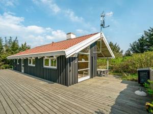 Holiday Home Ømod - 300m from the sea by Interhome