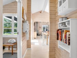 Holiday Home Lamberthus - 600m from the sea by Interhome