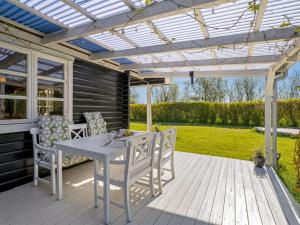 Holiday Home Lamberthus - 600m from the sea by Interhome