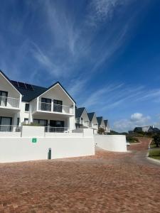 St Francis Links- Gallery Deck Links Villas