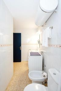 Bajo con terraza privada, jardín a 500m de playa