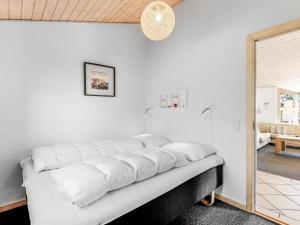 Holiday Home Aurore - 700m from the sea by Interhome
