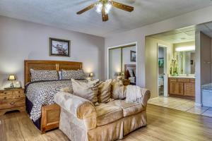 Whispering Pines 611