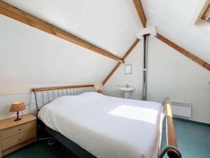 Holiday Home Vissershuis 92 with parking by Interhome