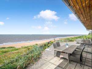 Holiday Home Evamaria - 10m from the sea by Interhome