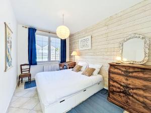Holiday Home Ty Bottez by Interhome