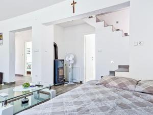 Holiday Home Sara by Interhome
