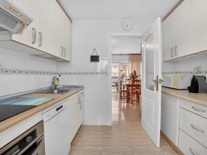 Apartment Los Ibicencos by Interhome