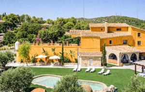 Cozy Home In Olerdola With Private Swimming Pool, Can Be Inside Or Outside